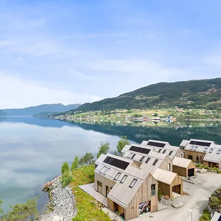 וילה Modern House By The Fjord In Sandane, Nordfjord.