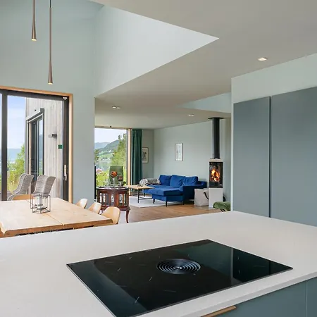 Modern House By The Fjord In Sandane, Nordfjord. 别墅 *